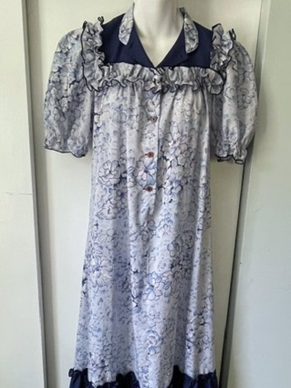 Vintage long dress made in Hawaii, Island Fashions